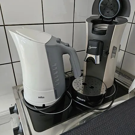 Charmante 1 Zimmerwohnung Mit Stellplatz *