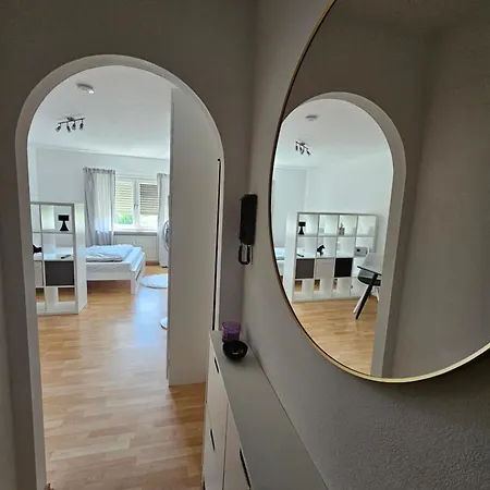Charmante 1 Zimmerwohnung Mit Stellplatz Apartment *